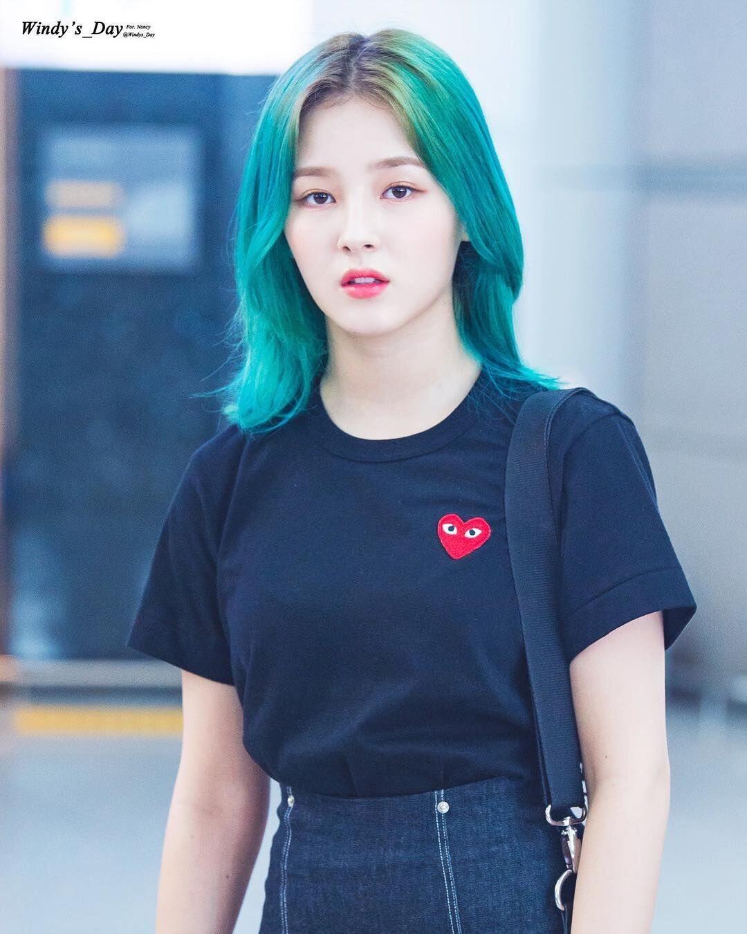 Biar Gayamu Makin Hits, Yuk Contek 5 Style Rambut ala Nancy Momoland!