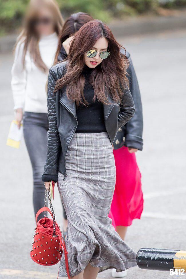 Mix and Match Leather Jacket ala Idol KPop, Boyish!