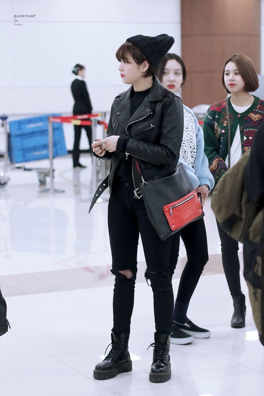 Mix and Match Leather Jacket ala Idol KPop, Boyish!