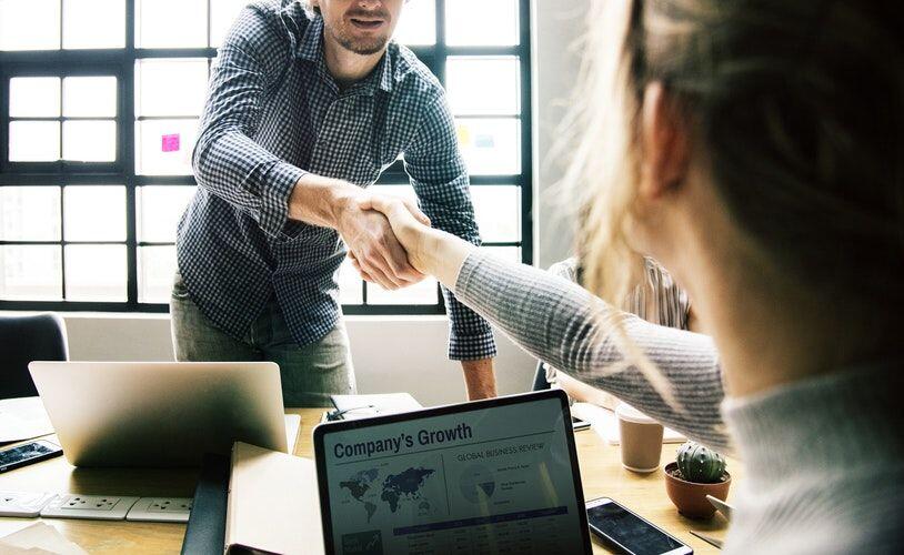 7 Alasan Mengapa Sikap Bersyukur Bisa Mendatangkan Rezeki