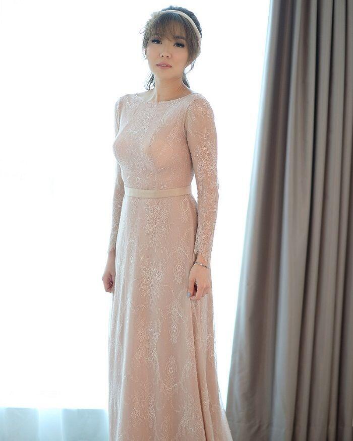 Sudah Punya Momongan, 5 Hot Mommy Ini Tetap Tampil Stylish!