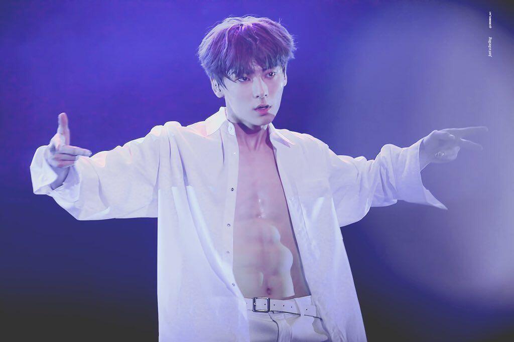 Ultah ke-23, Ini Transformasi Minhyun Wanna One dari Gemes jadi Gagah