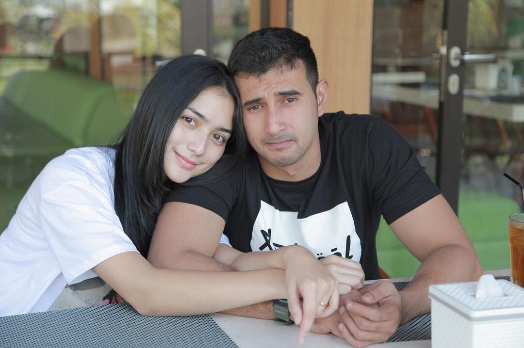 10 Potret Mesra Ali Syakieb & Citra Kirana Makin Nempel Kayak Perangko
