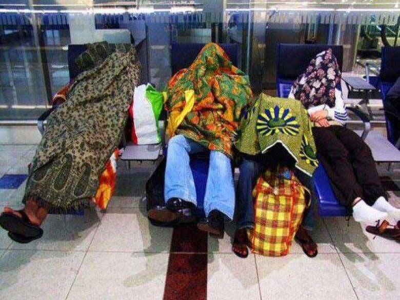 12 Hal Kocak yang Cuma Bisa Kamu Temukan di Bandara, Pernah Ngalamin?
