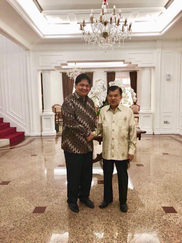 Rombongan Golkar Sambangi Kediaman Rumah Jusuf Kalla, Bahas Pilpres?