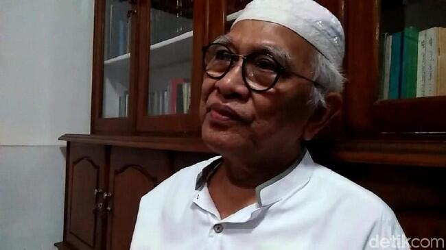 Gus Mus: Ma'ruf Amin Harus Mundur dari Rais Aam PBNU