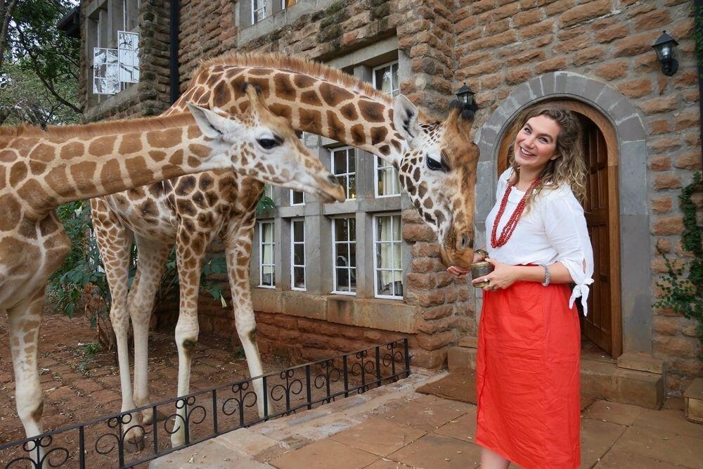 Seru! Hotel di Kenya Ini Tawarkan Sensasi Menginap Bareng Jerapah