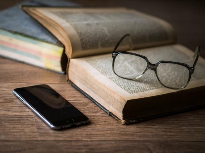 6 Hal Penting tentang Kacamata Minus yang Ternyata Cuma Mitos
