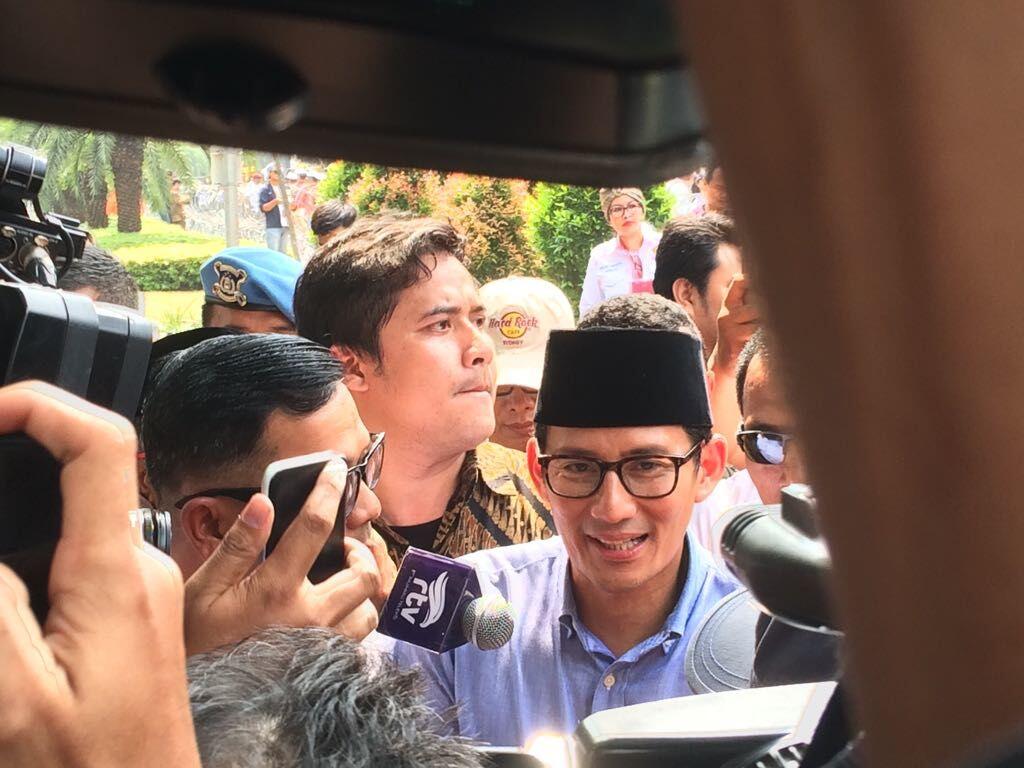 Lagu #2019GantiPresiden Iringi Pendaftaran Prabowo-Sandi