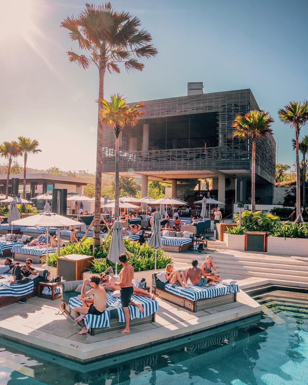 5 Beach Club di Bali, Cocok Buat Kamu yang Punya Hobi Bersantai