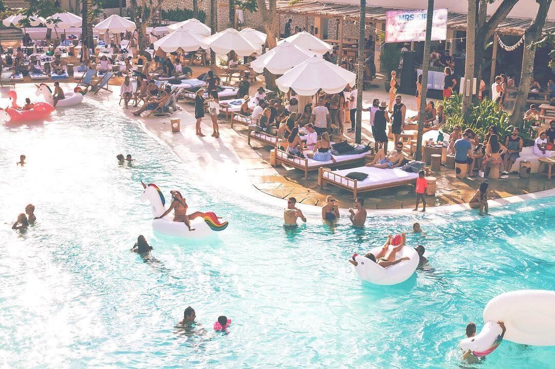 5 Beach Club di Bali, Cocok Buat Kamu yang Punya Hobi Bersantai