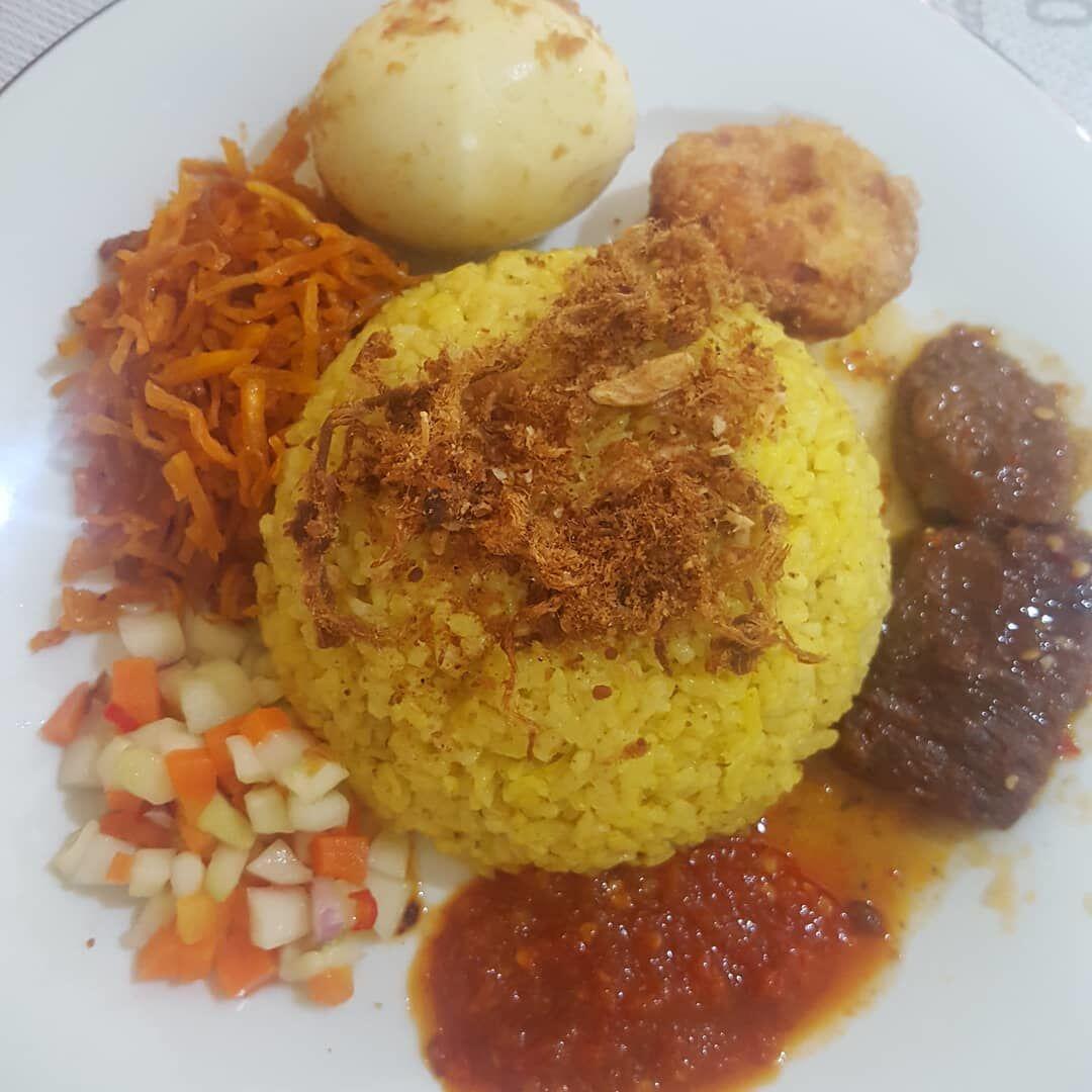 10 Makanan Khas Sulawesi yang Bikin Ngiler Gak Abis-abis, Sudah Coba?