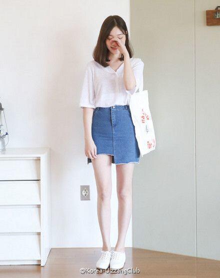 8 Mix and Match Denim Skirts yang Buat Penampilanmu Makin Stylish!