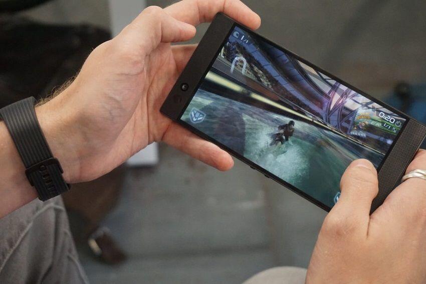 Makin Serius, Razer Phone 2 Dikabarkan Rilis Akhir2018