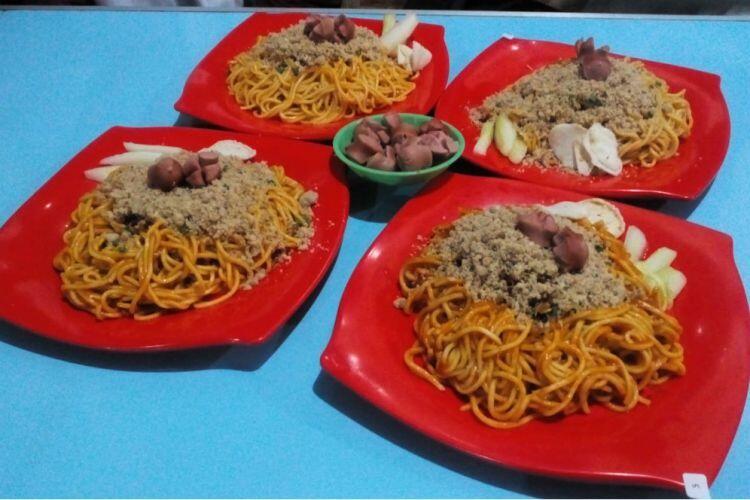 5 Makanan Pedas-Enak yang Wajib Dicobain Saat Traveling ke Banyuwangi