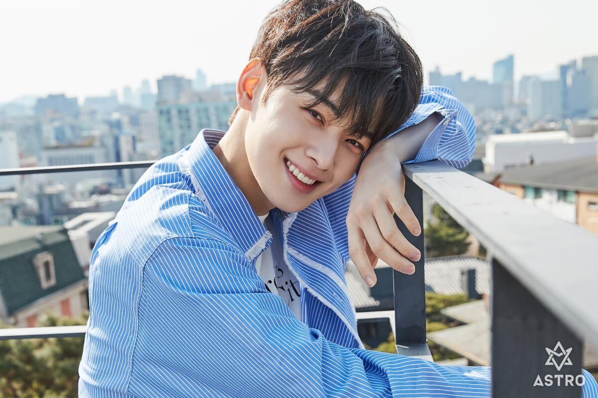 Dijuluki Face Genius, 9 Potret Cha Eunwoo Ini Bikin Jatuh Cinta!