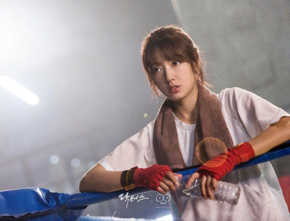 Keren Banget! Ternyata 9 Seleb Cewek Korea Ini Jago Bela Diri
