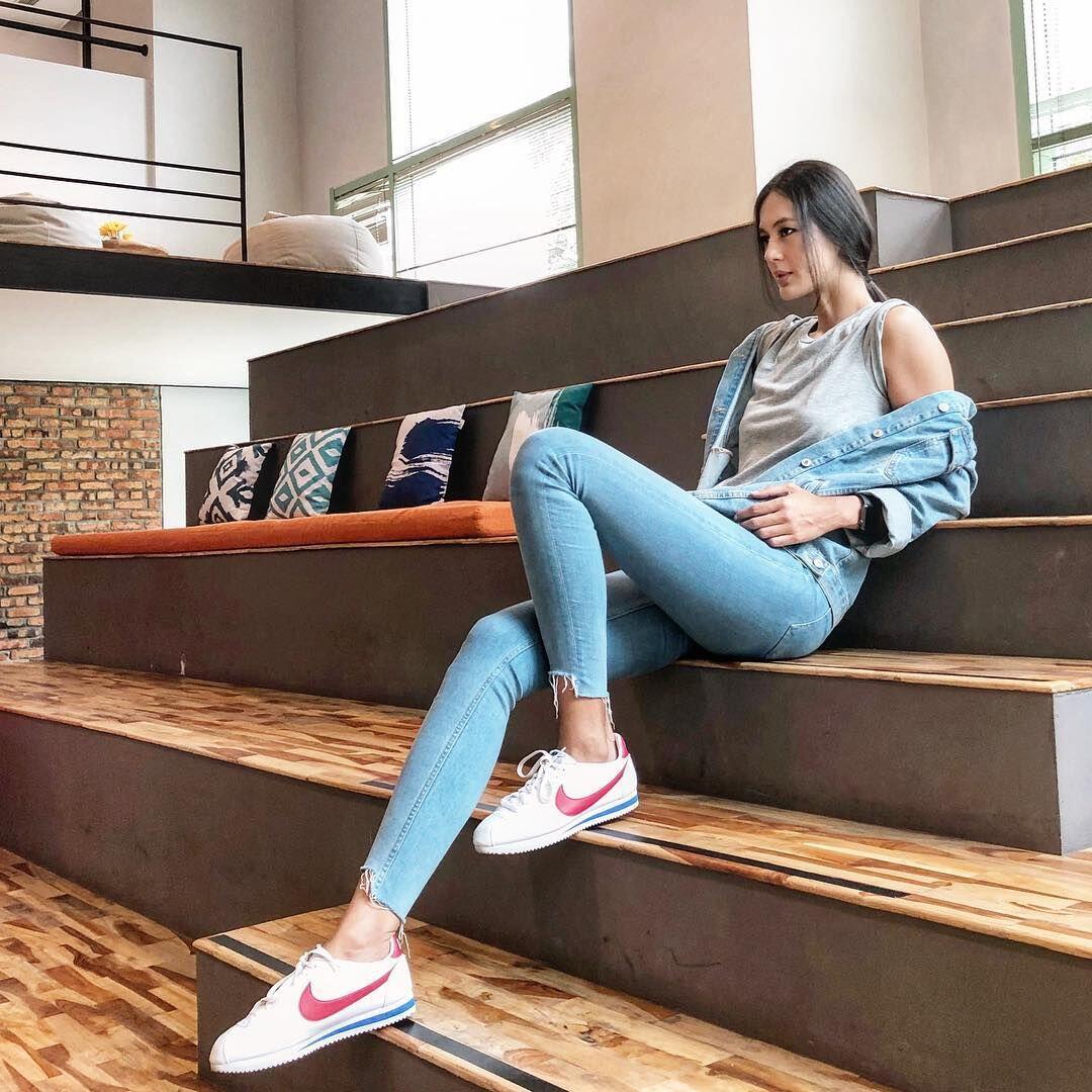 Dipinang Baim Wong, Ini 10 Inspirasi Gaya Stylish ala Paula Verhoeven
