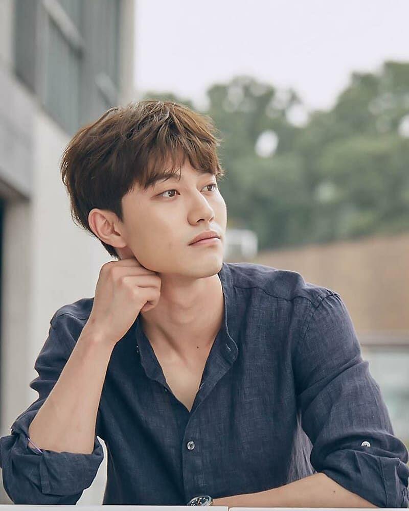 10 Potret Kwak Dongyeon, Saingan Eunwoo di "My ID is Gangnam Beauty"