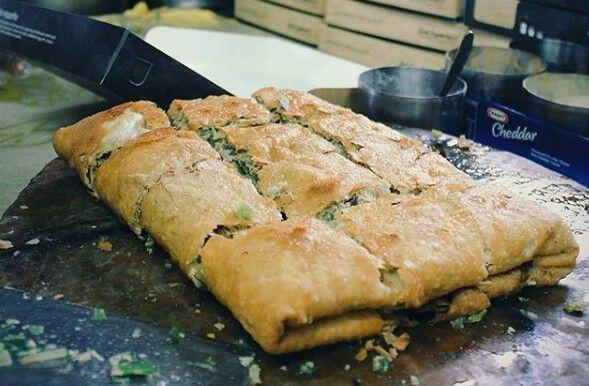 8 Kedai Martabak Paling Hits di Jakarta, Toppingnya Bikin Meleleh!