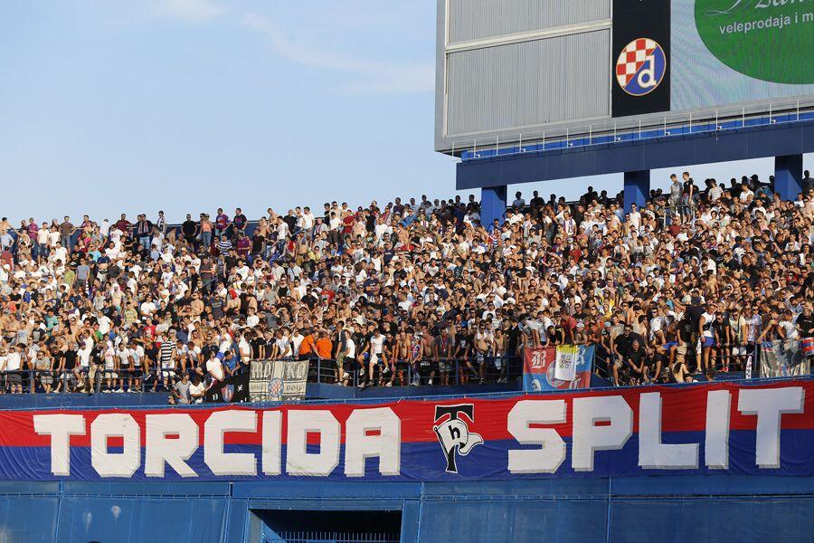 Serbia Usir 6 Suporter Klub Kroasia Usai Terlibat Perampokan