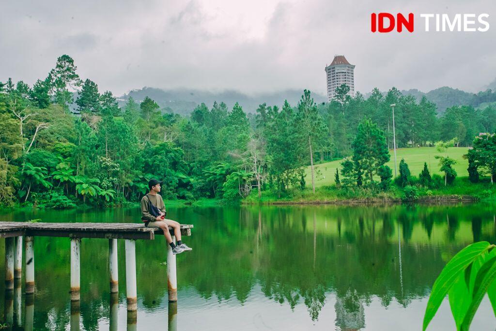 13 Potret Kecantikan Awana Golf Course, Refreshing ala Millenials Hits