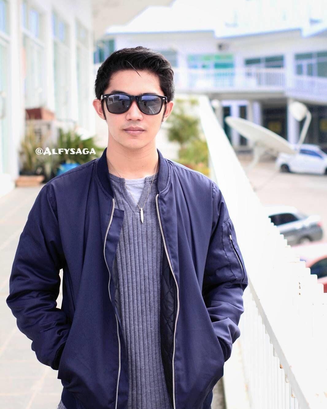 Punya Followers 3,4 Juta, Ini 10 Gaya Keren Selebgram Alfy Saga