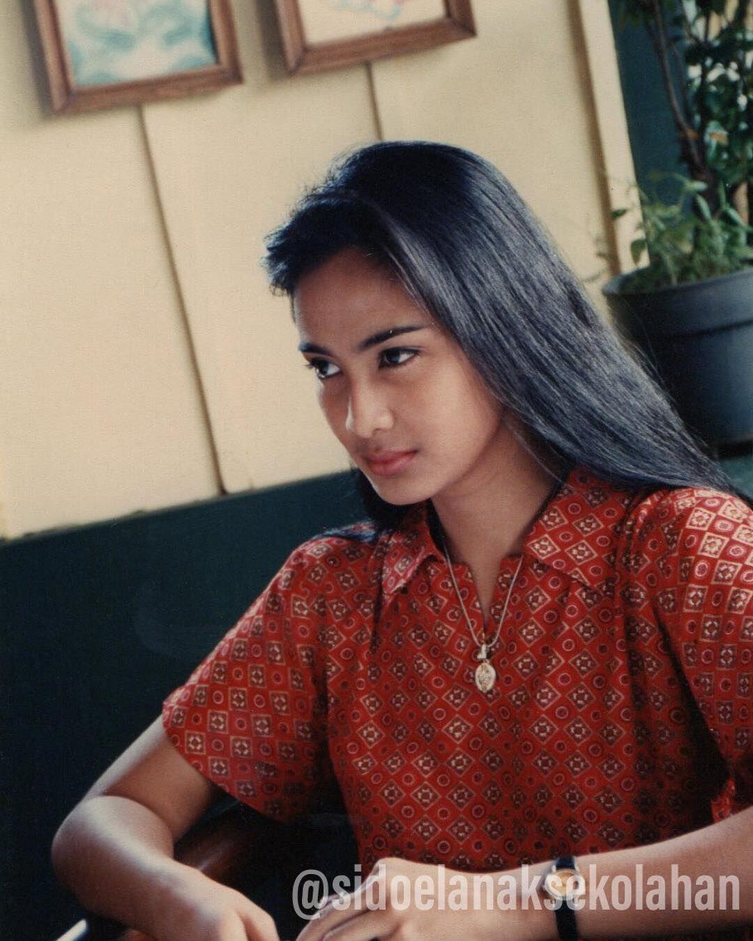24 Tahun Berlalu, 10 Foto Bukti 'Zaenab' Tak Berubah Sama Sekali
