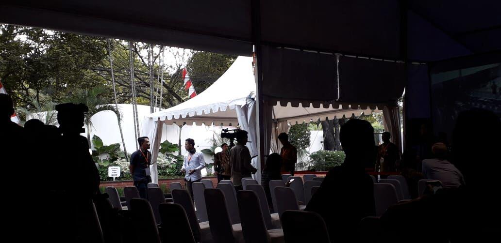 Polisi Kerahkan 4.000 Personel di Depan Kantor KPU