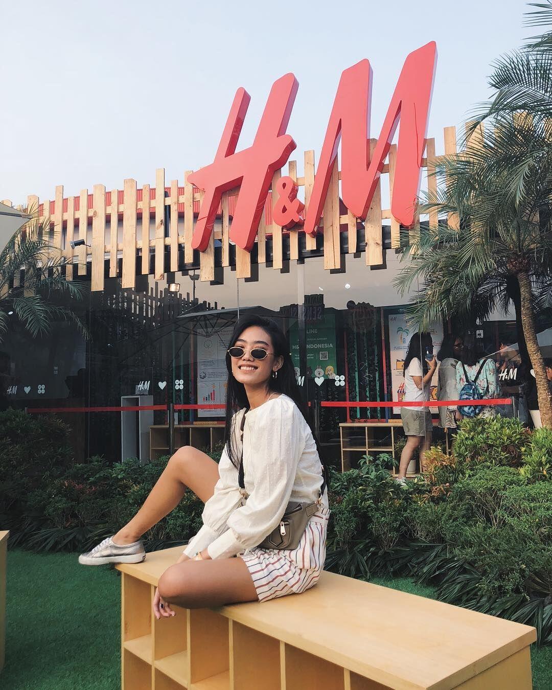 10 Mix & Match Outfit Konser Biar Tampilanmu Jadi Best Street Style!