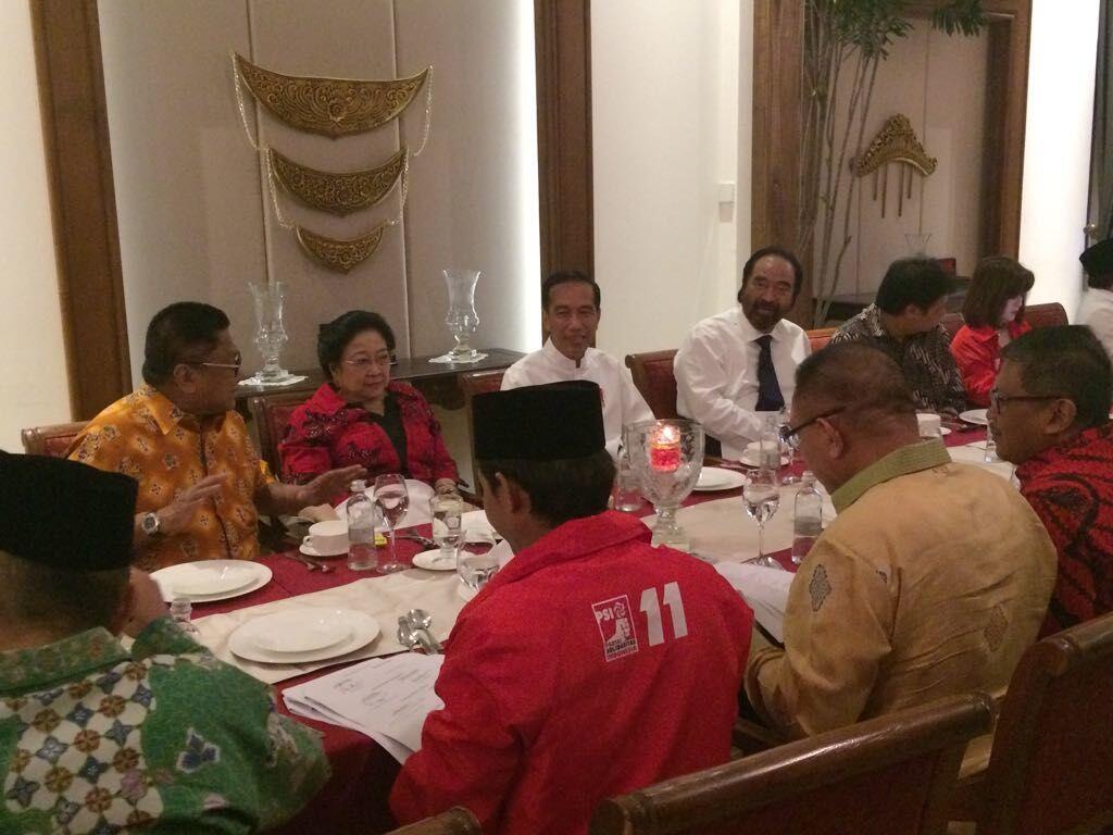 Batal Jadi Cawapres Jokowi, Begini Curhatan Mahfud di Twitter