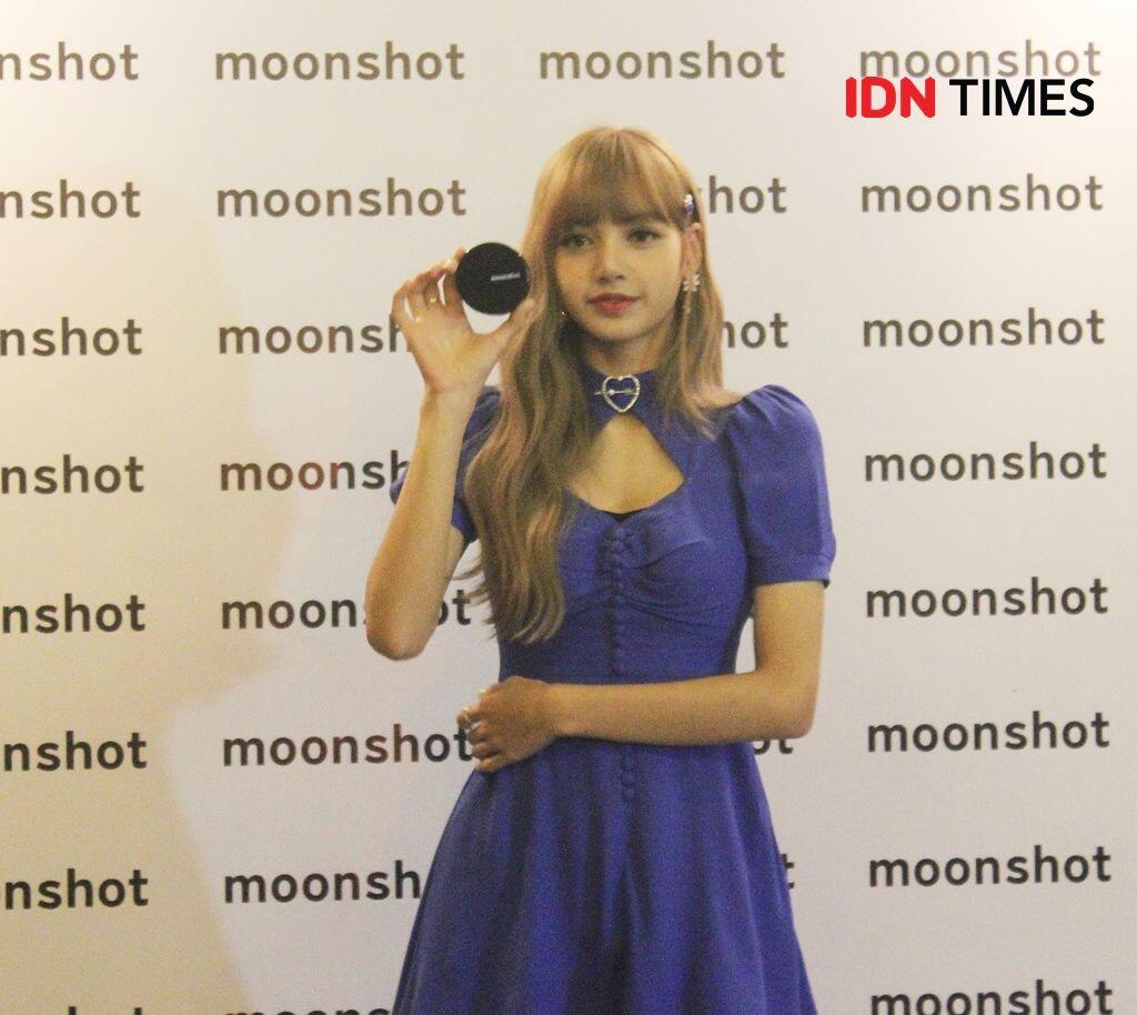 Perdana ke Jakarta, 15 Potret Menawan Lisa Blackpink bak Barbie!