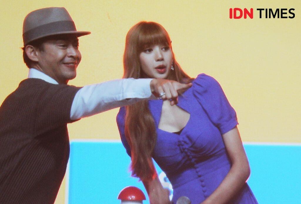Perdana ke Jakarta, 15 Potret Menawan Lisa Blackpink bak Barbie!