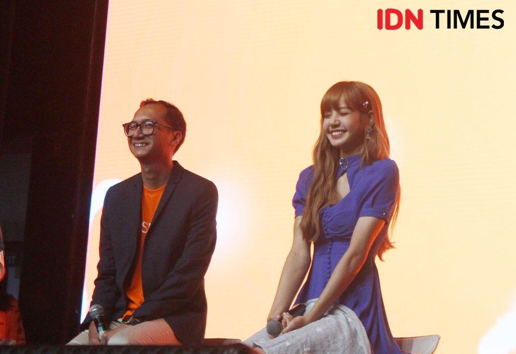 Perdana ke Jakarta, 15 Potret Menawan Lisa Blackpink bak Barbie!