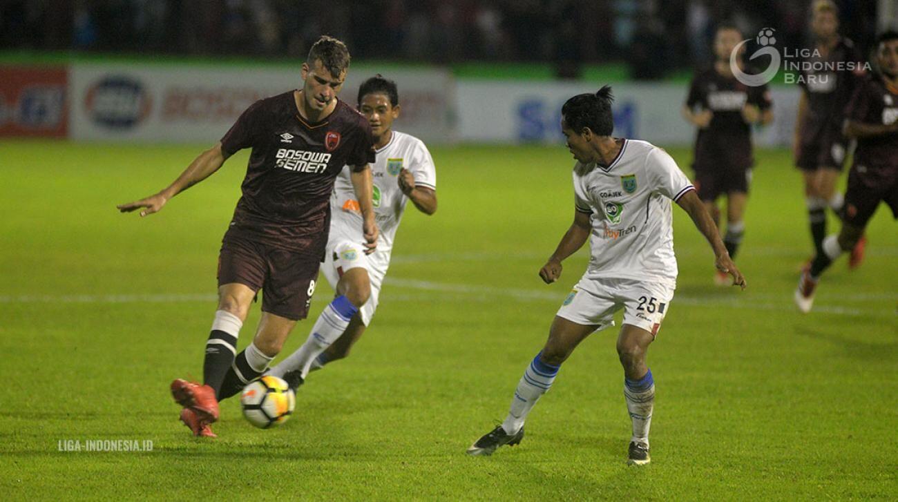 Preview Persela Lamongan Vs PSM Makassar: Misi Sebelum Vakansi