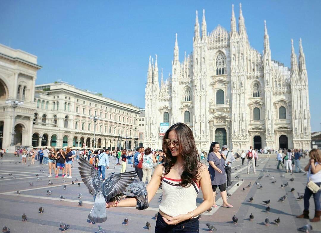 10 Ide Outfit ala Talita Bachtiar, Adik Ipar Tasya yang Hobi Traveling