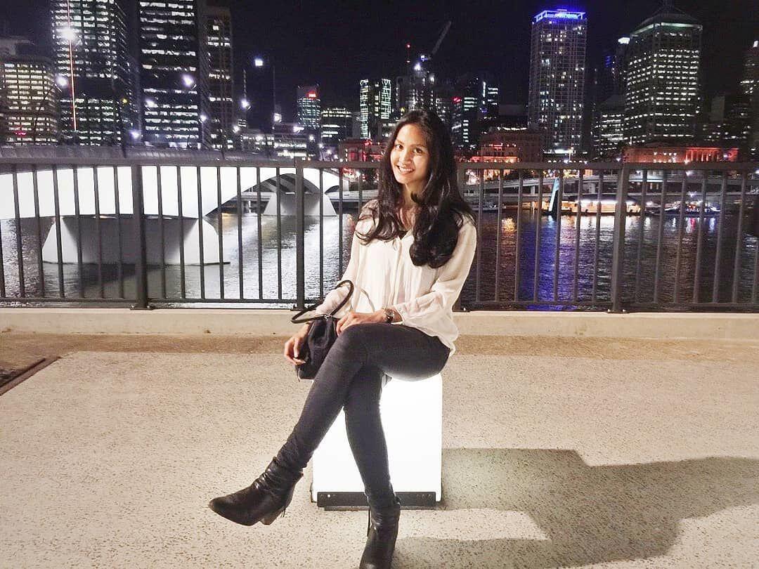 10 Ide Outfit ala Talita Bachtiar, Adik Ipar Tasya yang Hobi Traveling