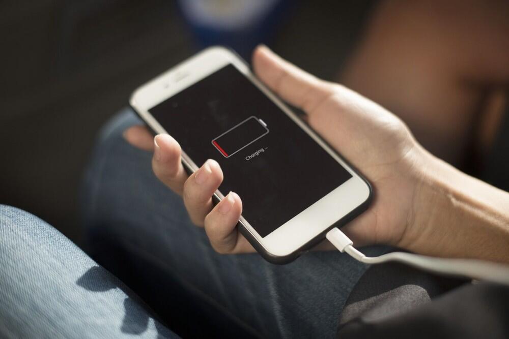 #IniIndonesiaku Charge Smartphone Menggunakan Suhu Tubuh