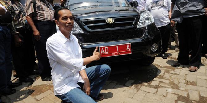 Jokowi dan Innova, Apa Kabar Kemudian Mobil “Esemka”?