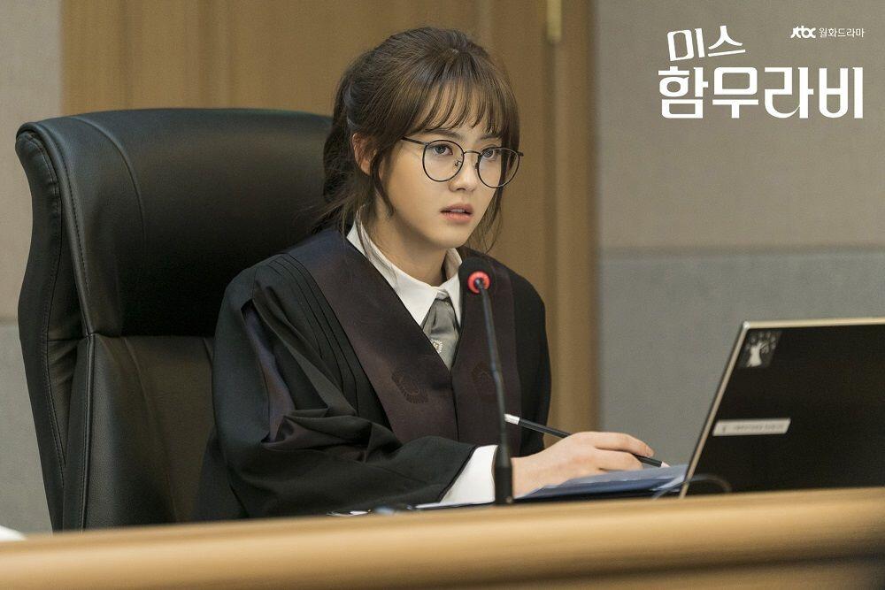 Kaya Ilmu, 7 Drama Korea Ini Bikin Kamu Tahu Banyak Hal