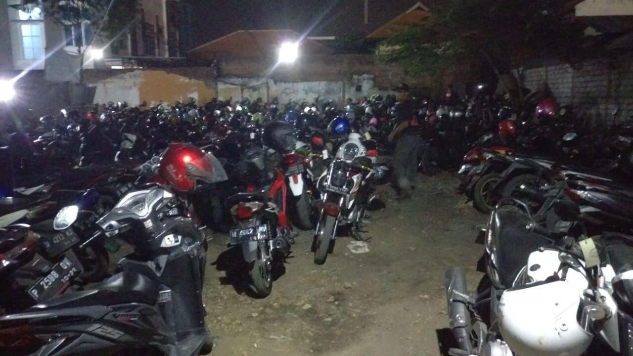 Wow! Final Piala AFF, Tukang Parkir Panen Rp50 Juta
