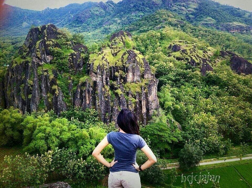 Daerah Pinggir Solo Ternyata Punya 9 Spot Foto yang Instagramable Lho!