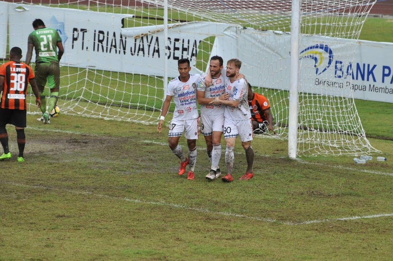 Bali United Kembali Taklukkan Perseru di Kandangnya Sendiri