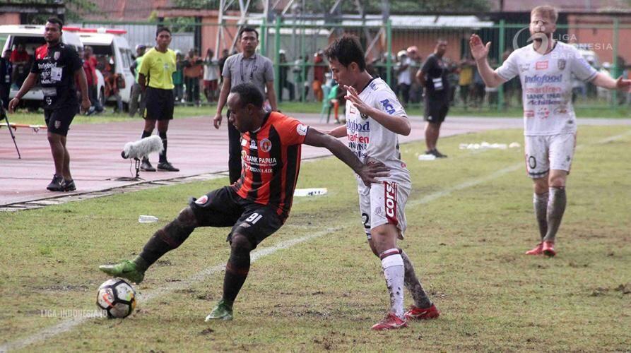 Bali United Kembali Taklukkan Perseru di Kandangnya Sendiri
