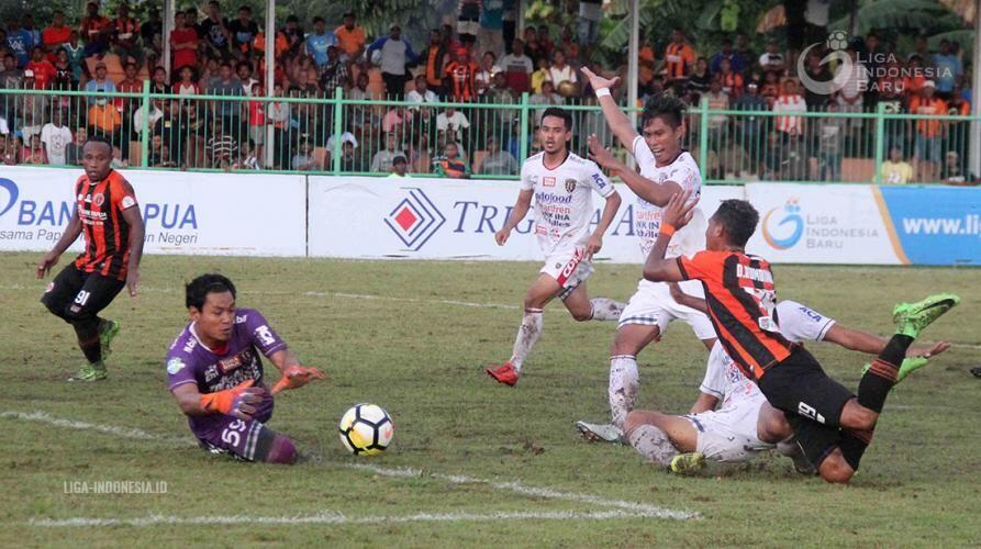 Bali United Kembali Taklukkan Perseru di Kandangnya Sendiri