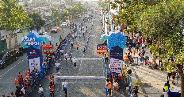 10 Potret Keseruan Surabaya Marathon 2018, Bu Risma Ikutan Lari Lho