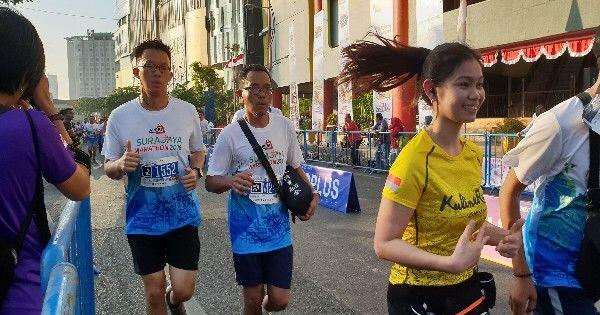 10 Potret Keseruan Surabaya Marathon 2018, Bu Risma Ikutan Lari Lho
