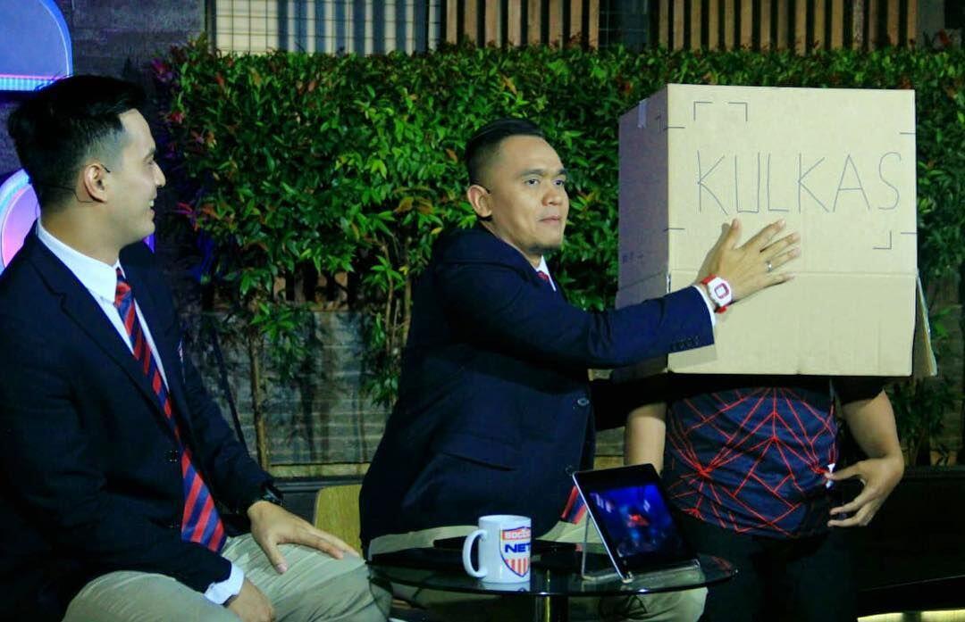 11 Potret Valentino Jebret, Presenter Sepak Bola yang Viral