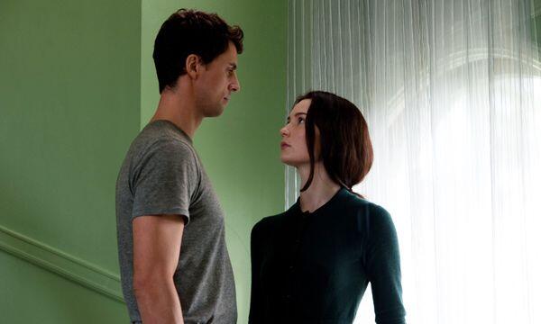5 Tanda Nyata Introvert Suka Padamu Tapi Gak Berani Bilang
