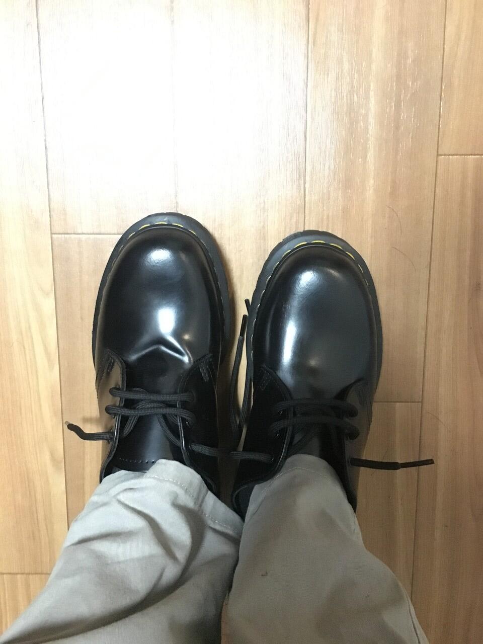 Dr martens (nanya)